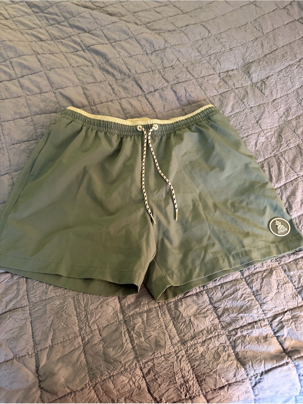 Chubbies Men’s Swim Trunks 5.5 inch men’s Large